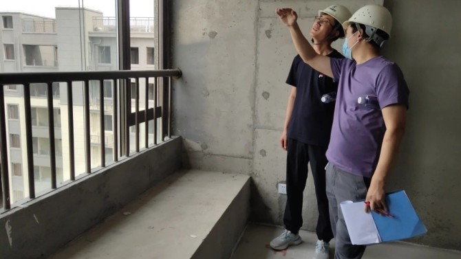 【“三抓三促”在行動】炎夏擔(dān)使命，齊心保交樓