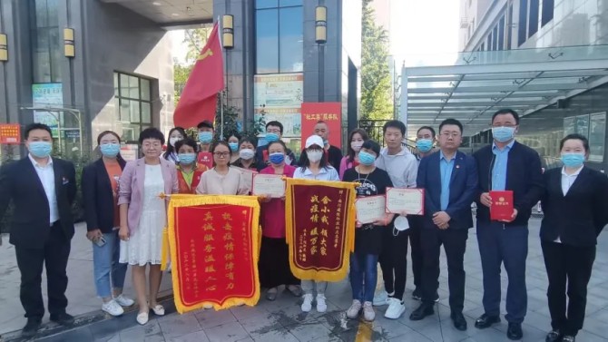 “疫”往情深，感謝有“您”——物業(yè)公司黨支部聯(lián)合段家灘西社區(qū)開展抗擊疫情志愿者表彰座談主題黨日活動